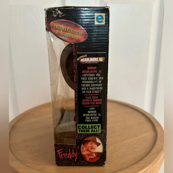 A NIGHTMARE ON ELM STREET ~ Freddy Kruger sealed collectible item NIB - Picture 5 of 8